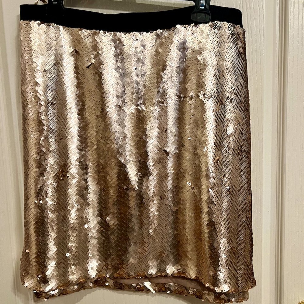 Women's Mini Sequin Gold Skirt Size 3X